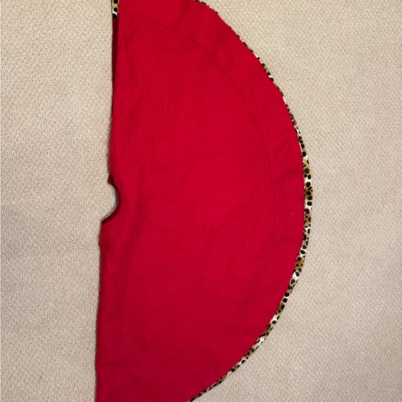Red Velvet Tree Skirt with Leopard Print Trim - Picture 2 of 2